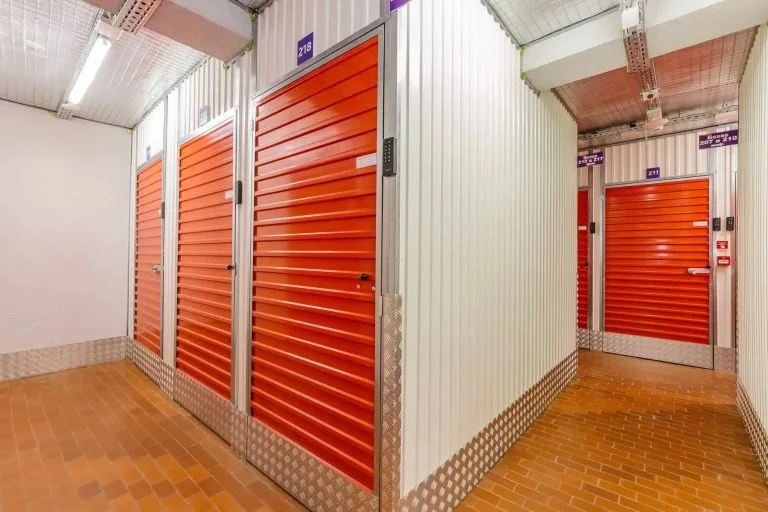 Fachada da unidade Stokarea Graça - Self Storage em Graça